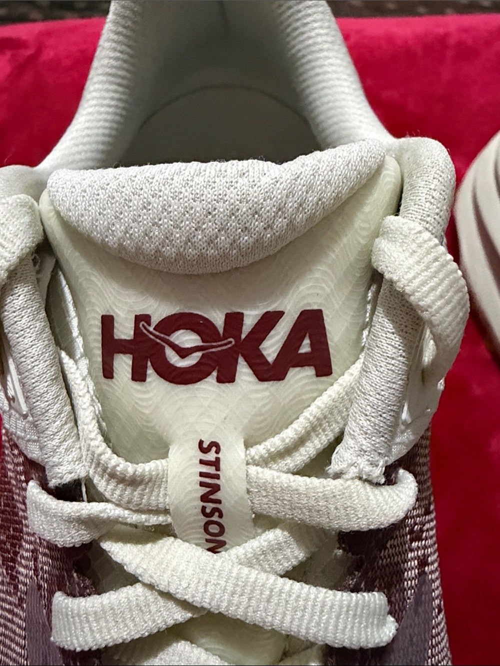 Hoka #152 - Picture 2 of 4